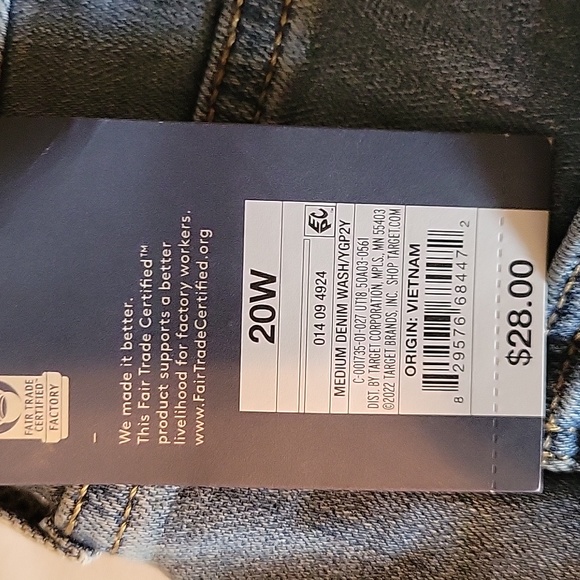 Universal Thread Jeans - Picture 2 of 3